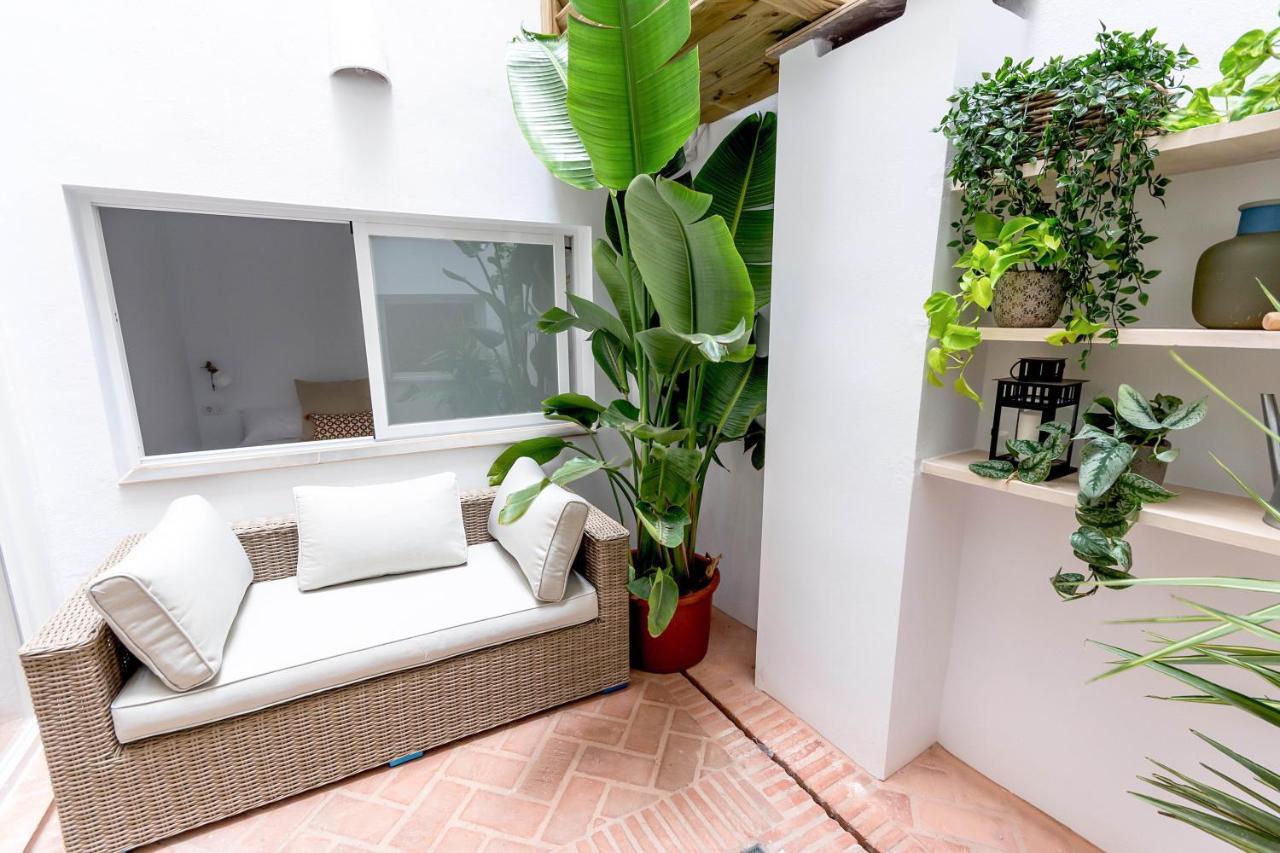 Bhost-Plaza De Las Flores Malaga Exterior photo